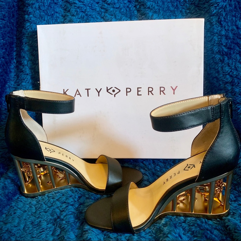 Katy Perry THE LEON Caged Heels 🦁